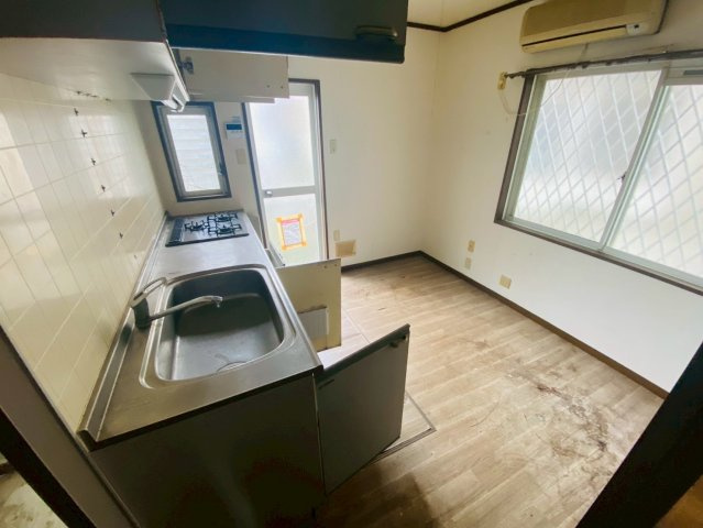 七栄　中古戸建のキッチン