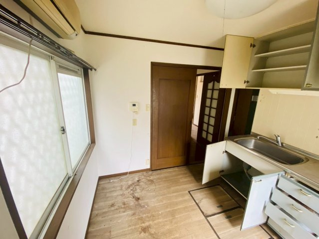 七栄　中古戸建のキッチン