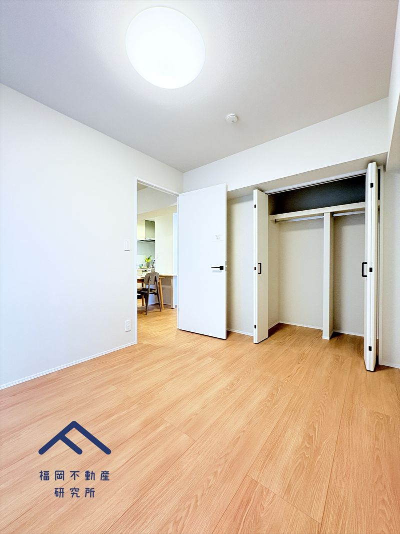 トーカンマンション今泉一〇の洋室