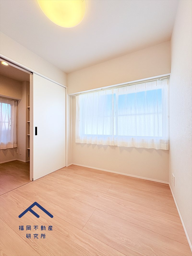 トーカンマンション今泉一〇の洋室