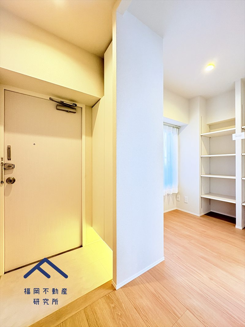 トーカンマンション今泉一〇の玄関