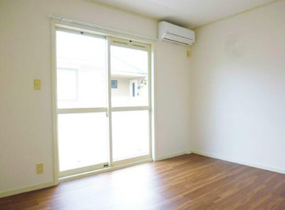 【居間・リビング】 | ヴェルジェ宮前Ｂ棟 | 13.0帖のきれいなLDK。