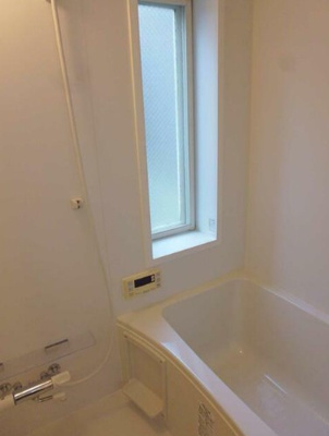 【浴室】 | ヴェルジェ宮前Ｂ棟 | 追い焚き機能付きバス。