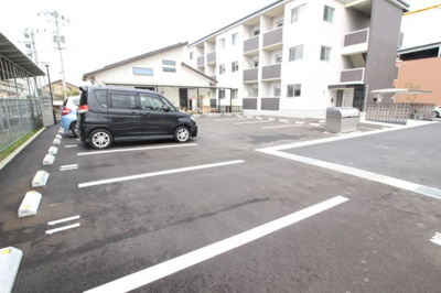 【駐車場】 | メゾンアイリス