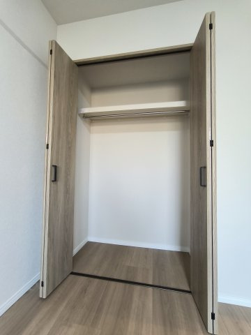 エフローレ新三郷　216の収納|住まいの快適性を左右する収納は欲しい場所に使い勝手のよい収納を確保しています