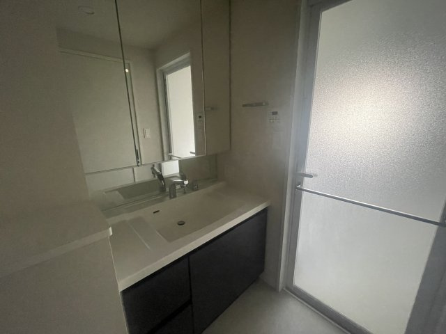 【独立洗面台】