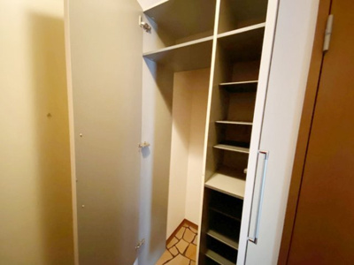 【玄関】 | ロイヤルヒルズ