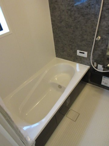 【仲介手数料無料】新築戸建　熊谷市伊勢町70-1（全1棟）の浴室