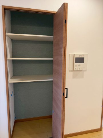 堺市南区新檜尾台　ディーレスティア堺・光明池の収納