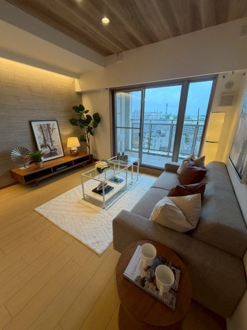 堺市南区新檜尾台　ディーレスティア堺・光明池の居間・リビング