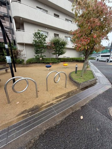 堺市南区新檜尾台　ディーレスティア堺・光明池の中庭|公園あり