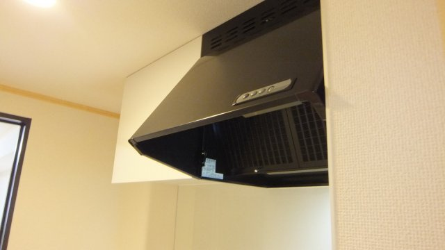 アーク船橋（海神）のキッチン|換気扇も綺麗です。