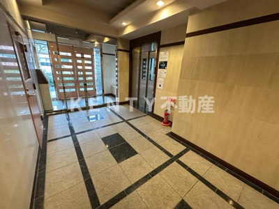 【ロビー】 | シンシア田園調布 | 落ち着いたロビーです