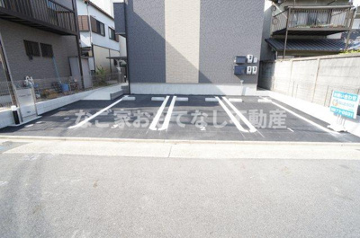 【駐車場】 | Chateau Gold（シャトーゴールド）