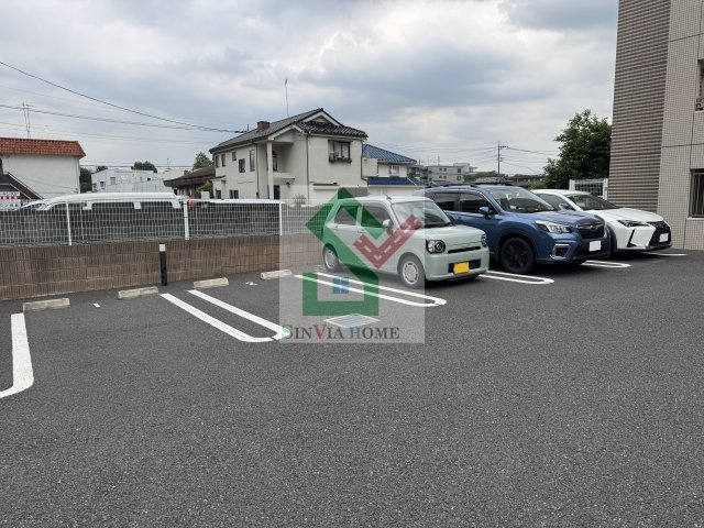 エムフレーバーの駐車場
