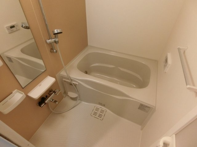 エムフレーバーの浴室