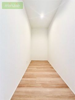 【収納】 | 当社で現地販売会開催中 大型パントリー付き　井野　全2棟　1号棟 | パントリー
販売現地（2025.10.17撮影）