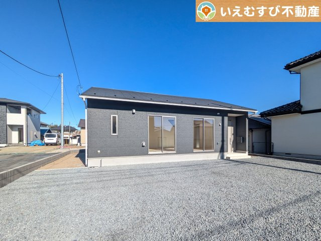 Cradle garden　上里町大御堂第4の庭|BBQや駐車スペースにも
お車が多い時には駐車スペースにも出来る砂利敷き。BBQやプールも楽しめそう♪