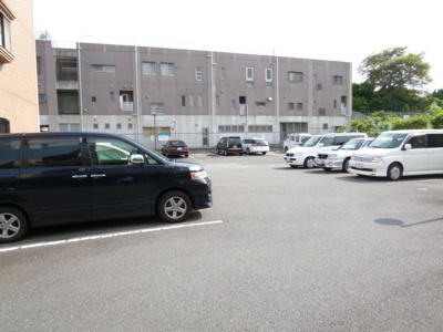【駐車場】 | クレール松が丘 | 駐車場★