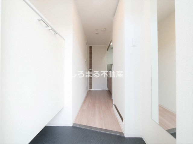 セレニテ京橋クレアの玄関