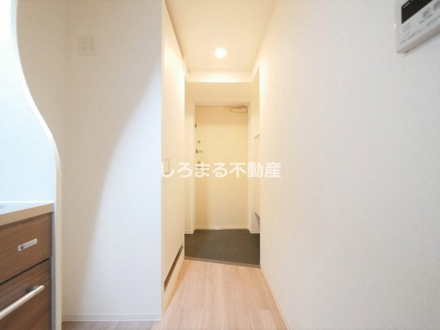 セレニテ京橋クレアの玄関