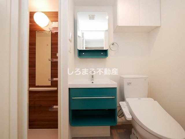 セレニテ京橋クレアの洗面所