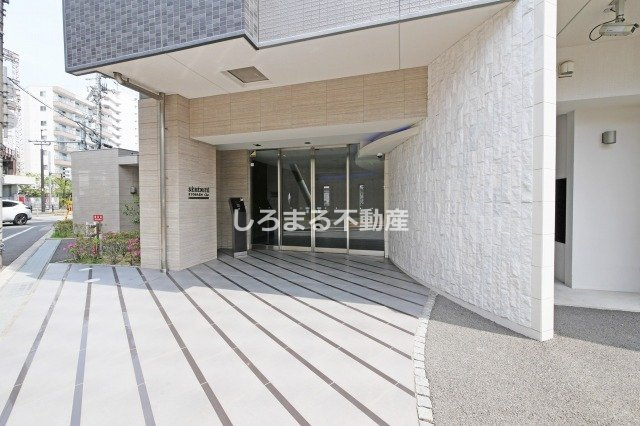 セレニテ京橋クレアのエントランス