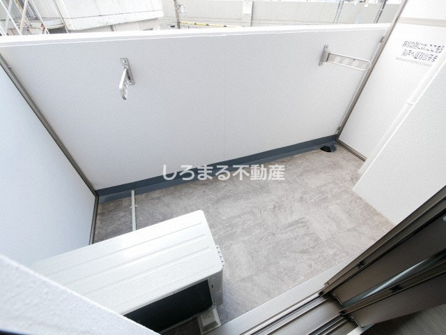 セレニテ京橋クレアのバルコニー