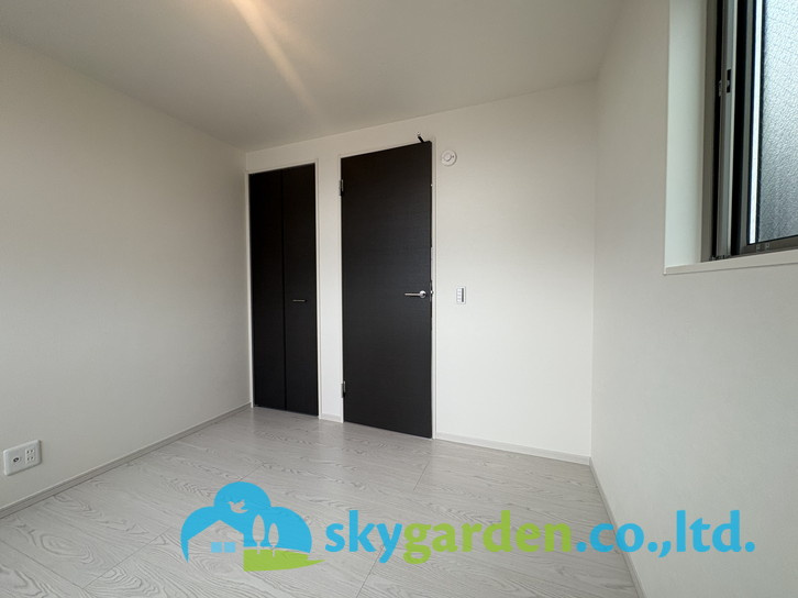 藤沢市片瀬1期　新築戸建　全2棟1号棟の洋室