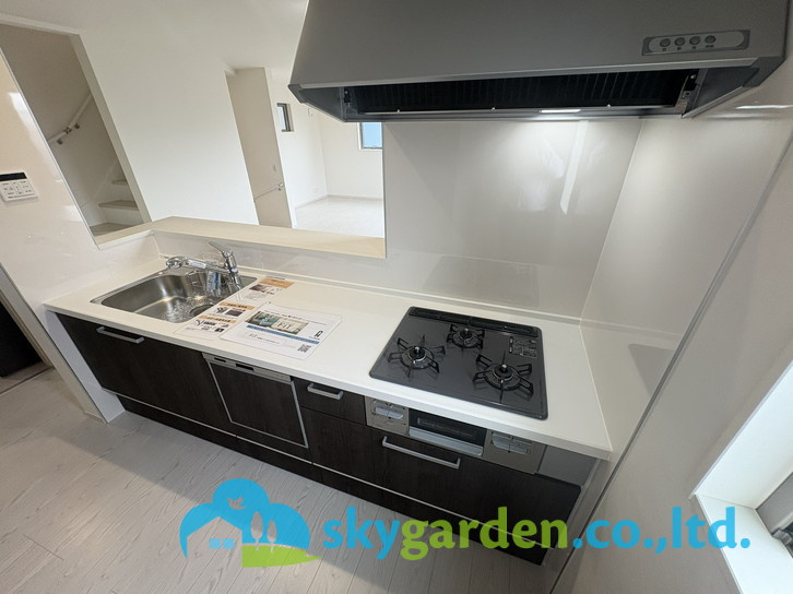 藤沢市片瀬1期　新築戸建　全2棟1号棟のキッチン