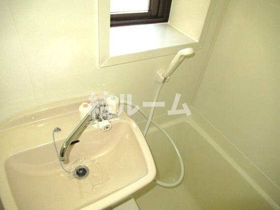 豊島区北大塚３丁目の賃貸マンションの洗面所