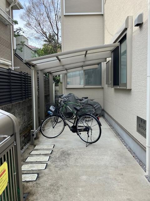 サンライズ上祖師谷のその他共用部分|サイクルポート 