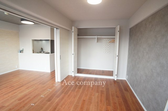 【寝室】の画像