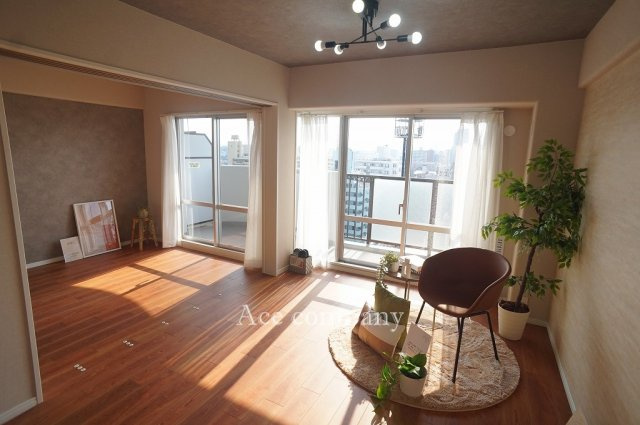 【居間・リビング】の画像