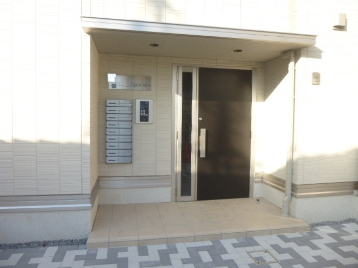 セジュール西台５のエントランス