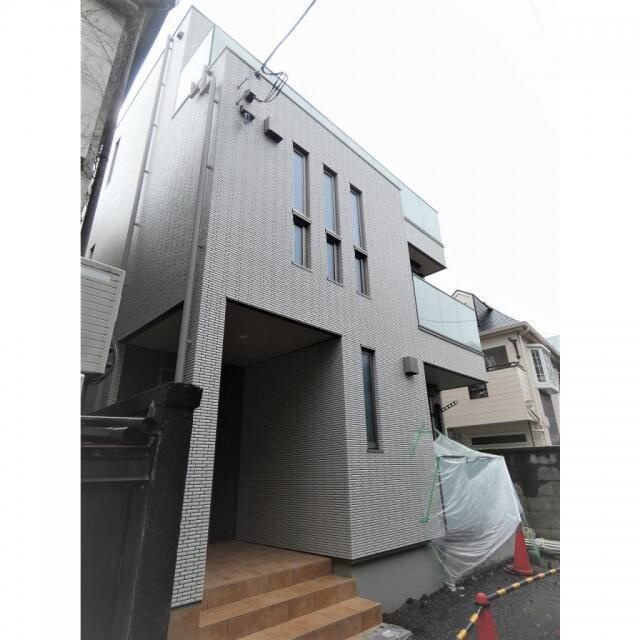 ルミエール本町の外観|おしゃれな外観です