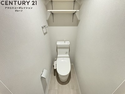 収納棚あり・温水洗浄便座完備