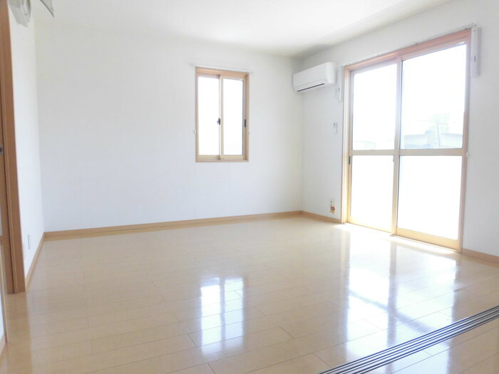 メルベーユ広の居間・リビング