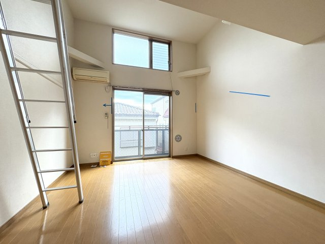 サンヴィアーレ　アクアの居間・リビング