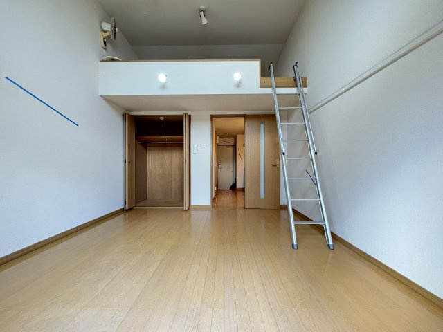 サンヴィアーレ　アクアの居間・リビング