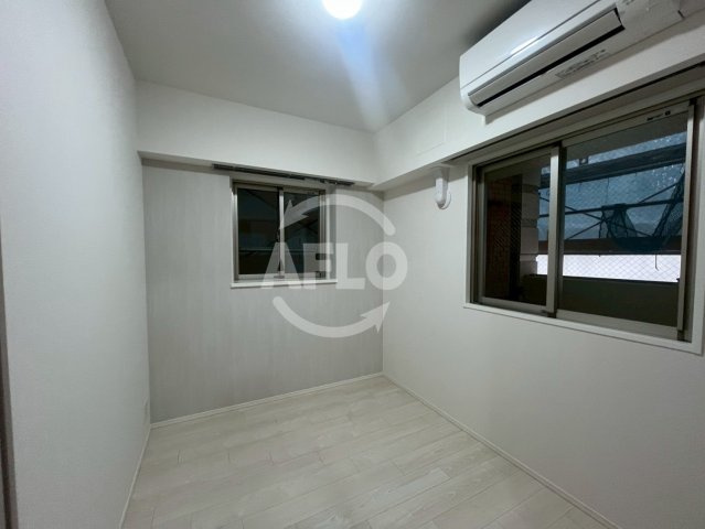 スプランディッド玉造DUEの洋室