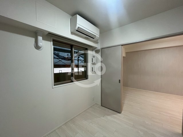 スプランディッド玉造DUEの洋室