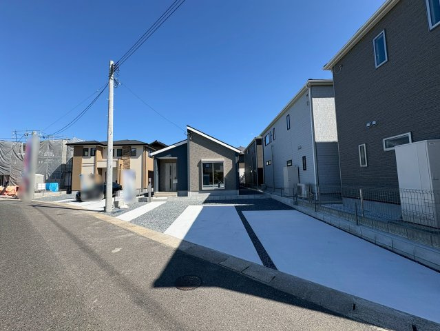 京都郡苅田町富久町2丁目2期　新築一戸建ての外観|駐車場は並列2~3台♪
【苅田町　新築戸建て】