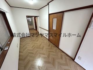 【居間・リビング】 | 岸和田1丁目貸家