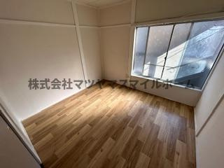 【洋室】 | 岸和田1丁目貸家