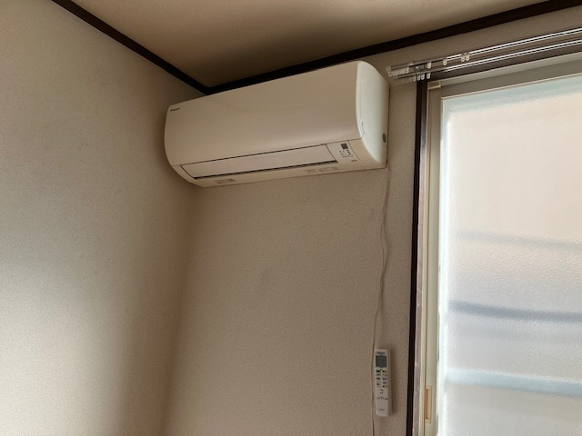 コーポグリーンの設備|冷房用エアコン