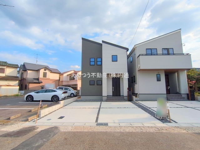 リーブルガーデン平町1丁目第2の前面道路含む現地写真