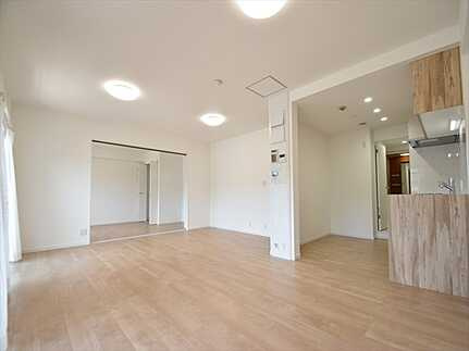 パブリコーポ坂の居間・リビング