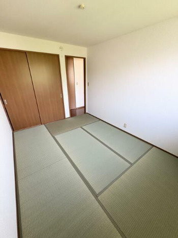 サンガーデン下硯川Ｂの和室