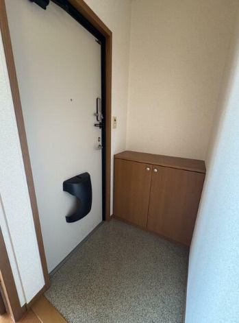 サンガーデン下硯川Ｂの玄関